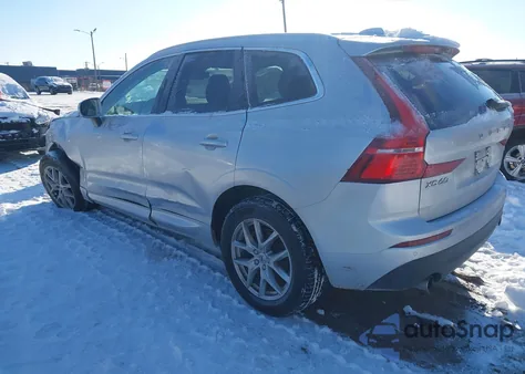 2020 Volvo Xc60 T5 Momentum z USA, uszkodzony, nr VIN YV4102DK9L1598953